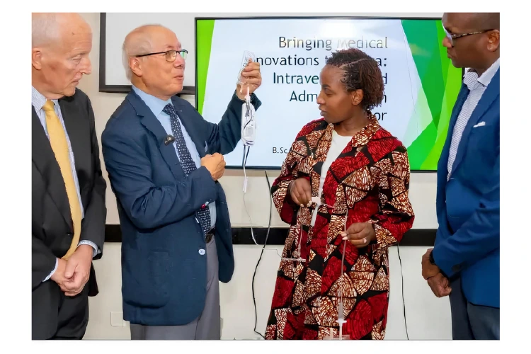 FIVAmed and Gearbox Target Healthcare Gaps with New Low-Cost IV Device in Kenya